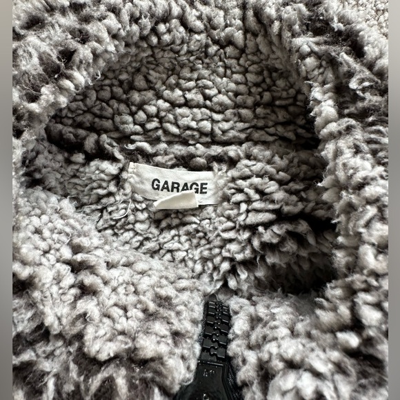 Garage Sherpa Jacket - Picture 3 of 3